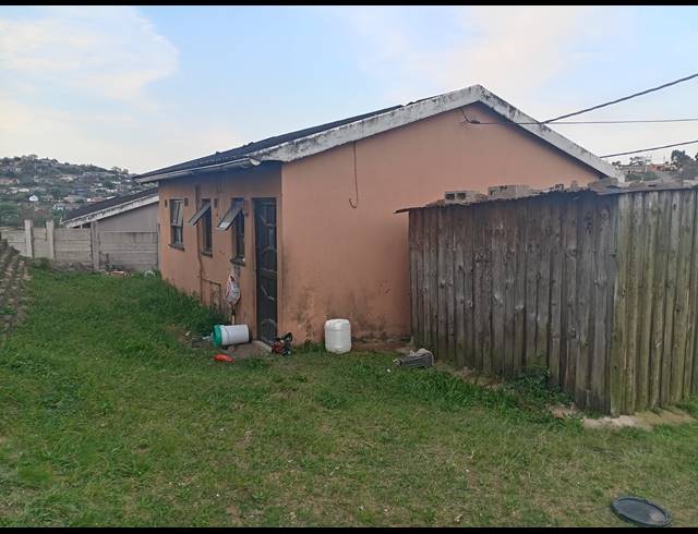 2 BEDROOM HOUSE FOR SALE IN UMLAZI Y